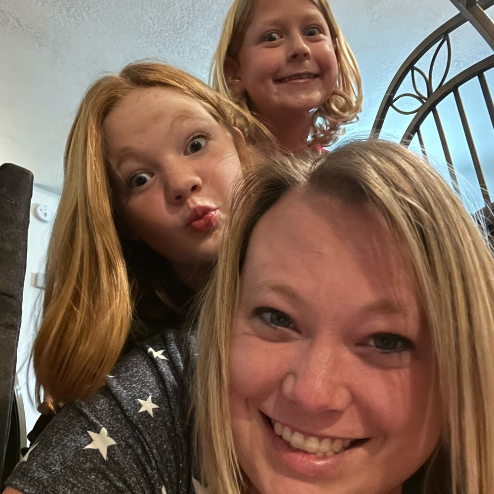 Meet your Posher, Posh